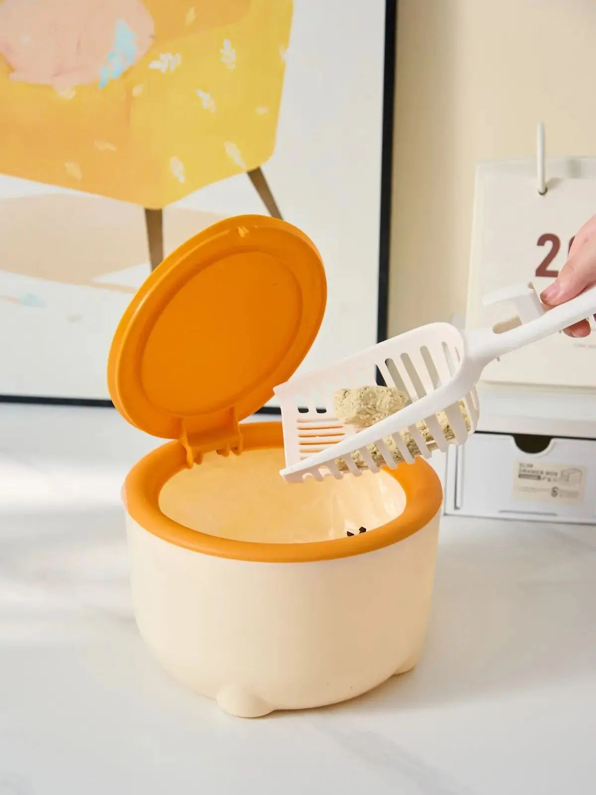 Mini Trash Bin – Portable Desk & Car Garbage Can for Pet Waste
